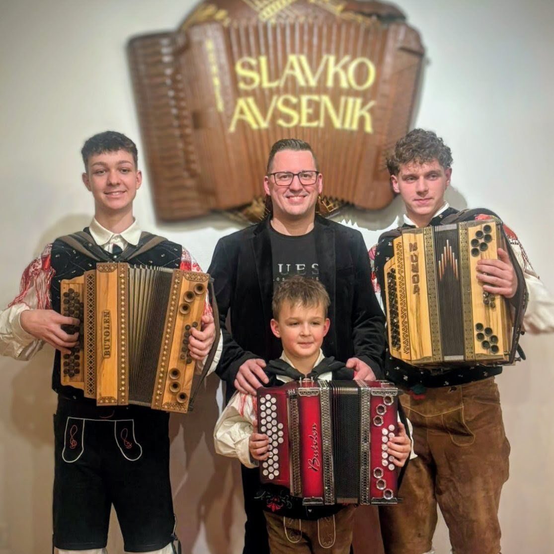 Tekmovanje na 19. Avsenikovem tekmovanju